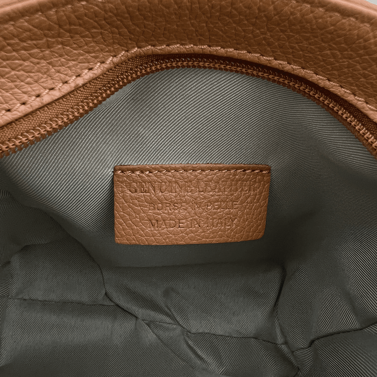 Geantă peste umăr din piele naturală Andria - maro cărămiziu